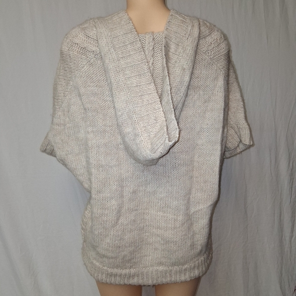 American Eagle Outfitters V-Neck Cable Knit Sweater - Gray Size L - Picture 10 of 16